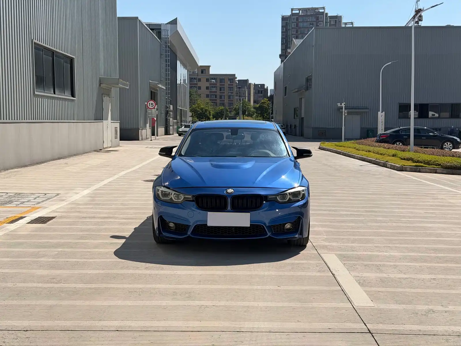 صورة 2 - BMW 3 Series