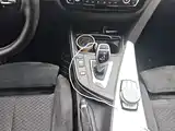 Photo 15 - BMW 3 Series
