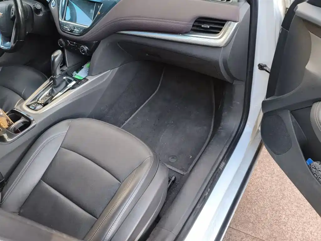 Chevrolet Malibu 2018 530T Automatic Luxury Edition фото 19