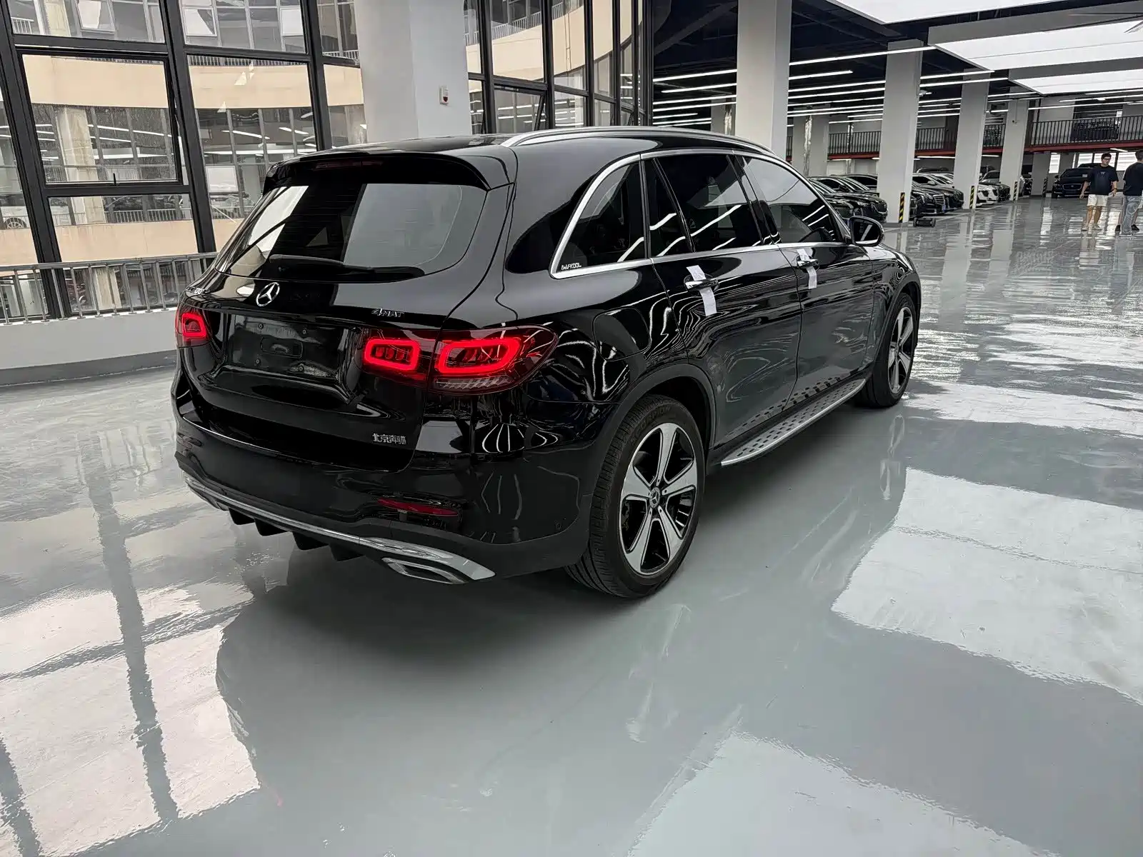 Фото 13 - Mercedes-Benz GLC