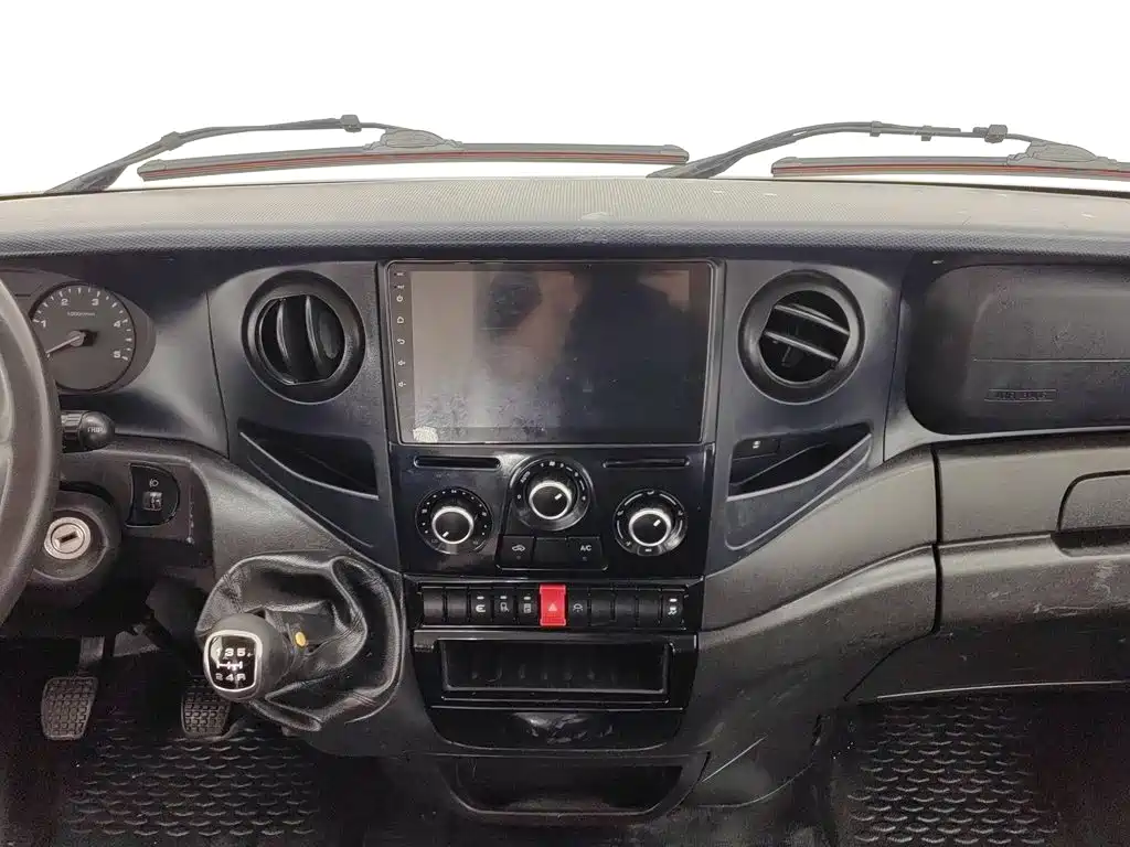 Iveco Daily 2021 2021 2.0T Manual Chaorui Long Wheelbase Short Overhang High Roof Sliding Door F1A