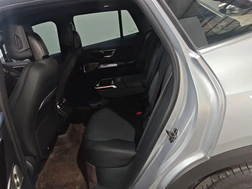 Mercedes-Benz EQE SUV 2023 350 4MATIC Luxury Edition фото 13