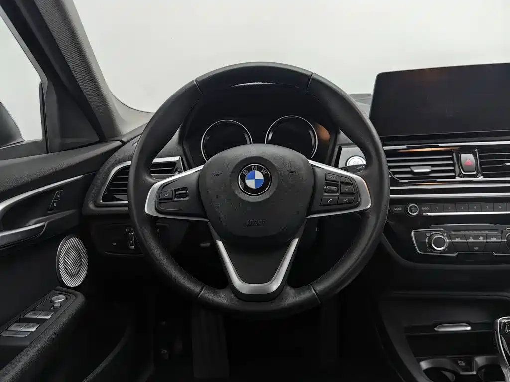 BMW 1 Series 2023 2022 120i M Sport