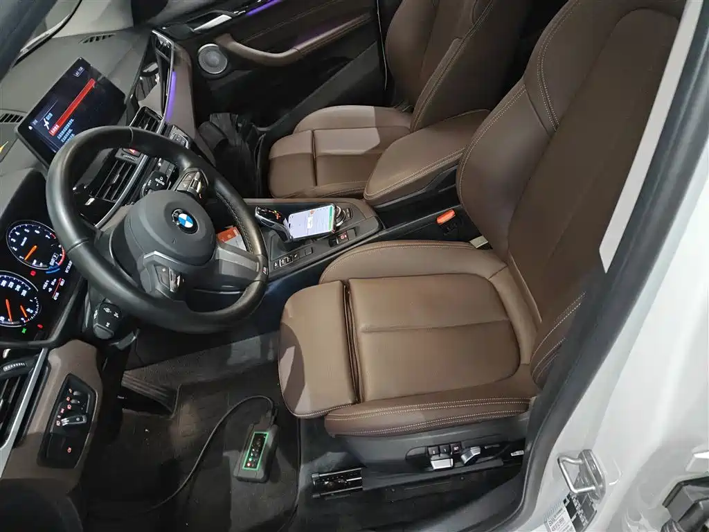 BMW X1 2022 sDrive25Li Leading фото 11