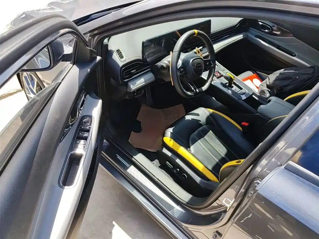GAC Trumpchi Trumpchi Emkoo 2021 270T DCT J16 Edition фото 12