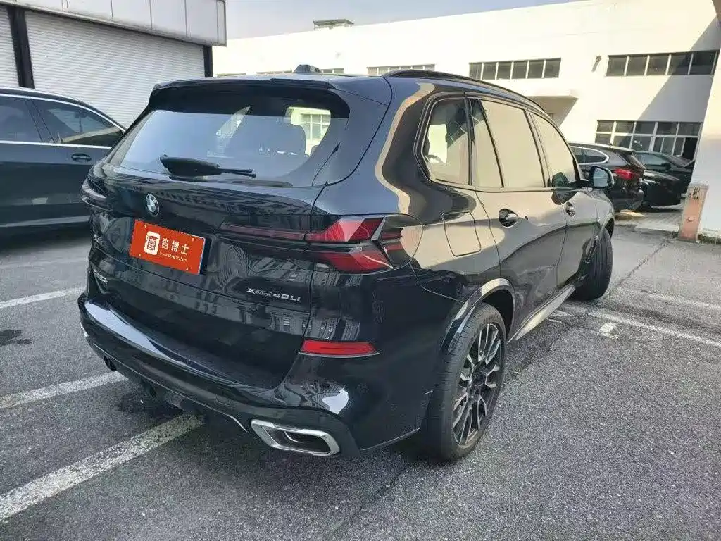 Photo 4 - BMW X5