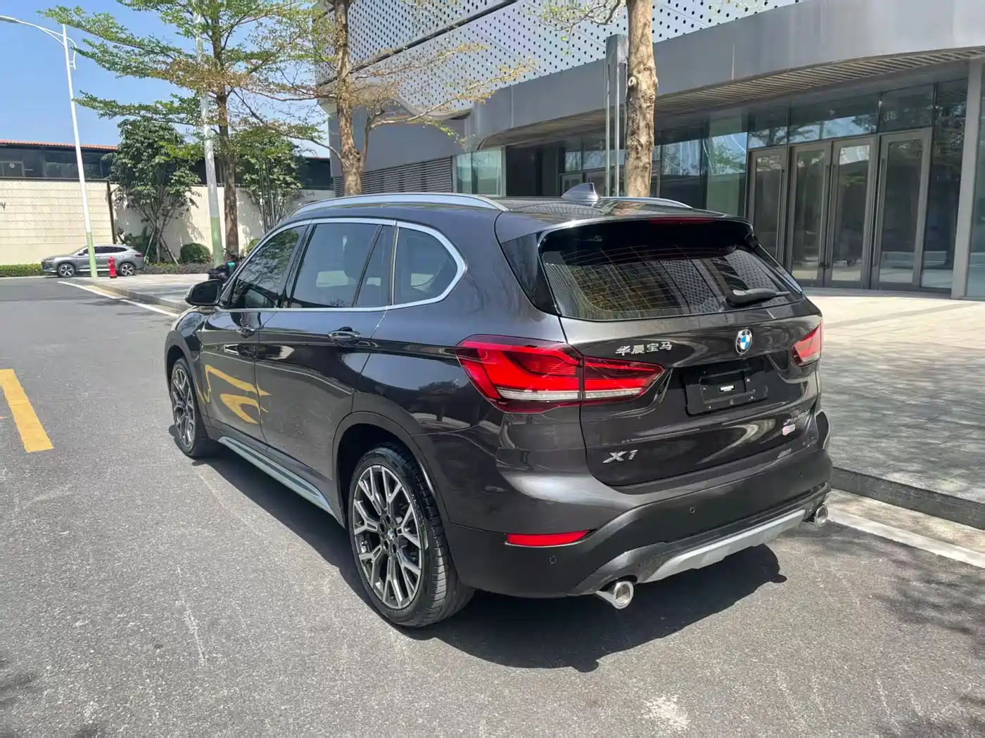 BMW X1