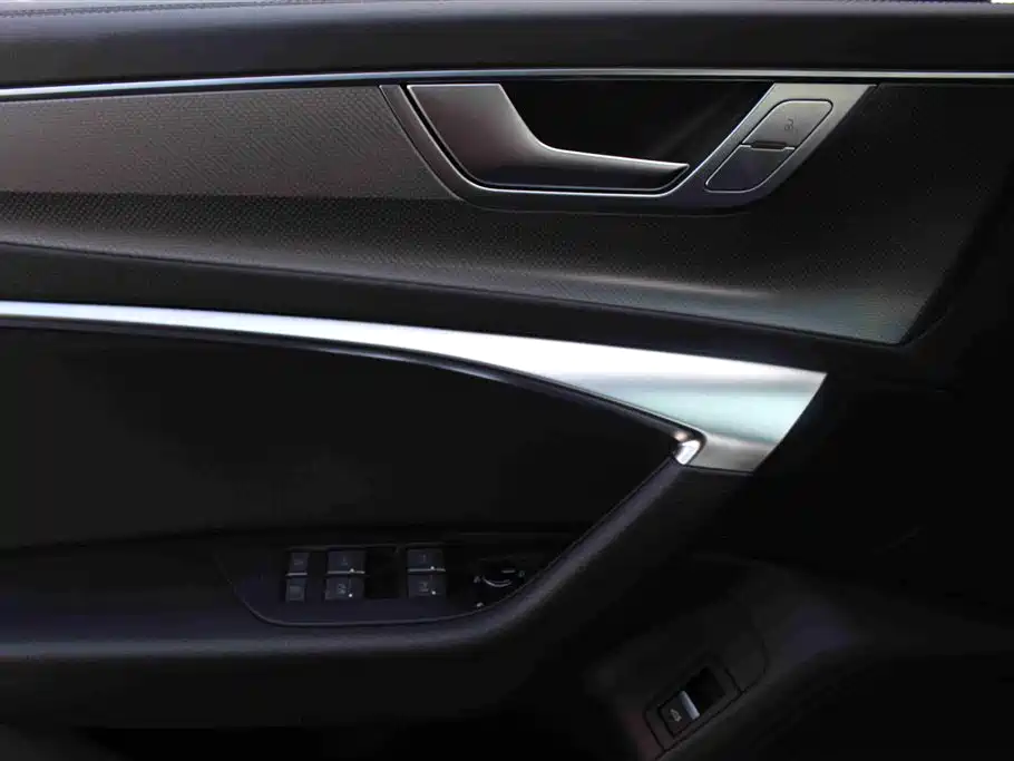Audi A6L 2023 40 TFSI Luxury Dynamic фото 12