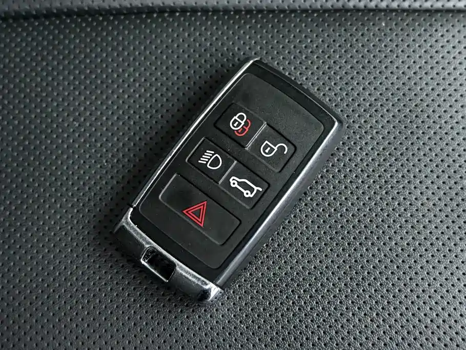 Land Rover Range Rover Sport 2023 400PS Dynamic SE фото 38