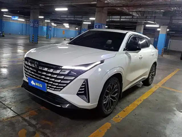 Changan UNI-Z Blue Whale, гибрид, iDD 125km, Лидер