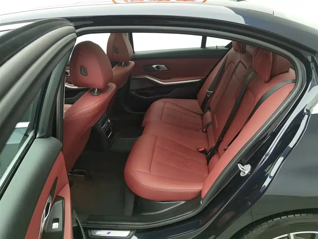 BMW 3 Series 2025 325Li M Sport Package фото 15