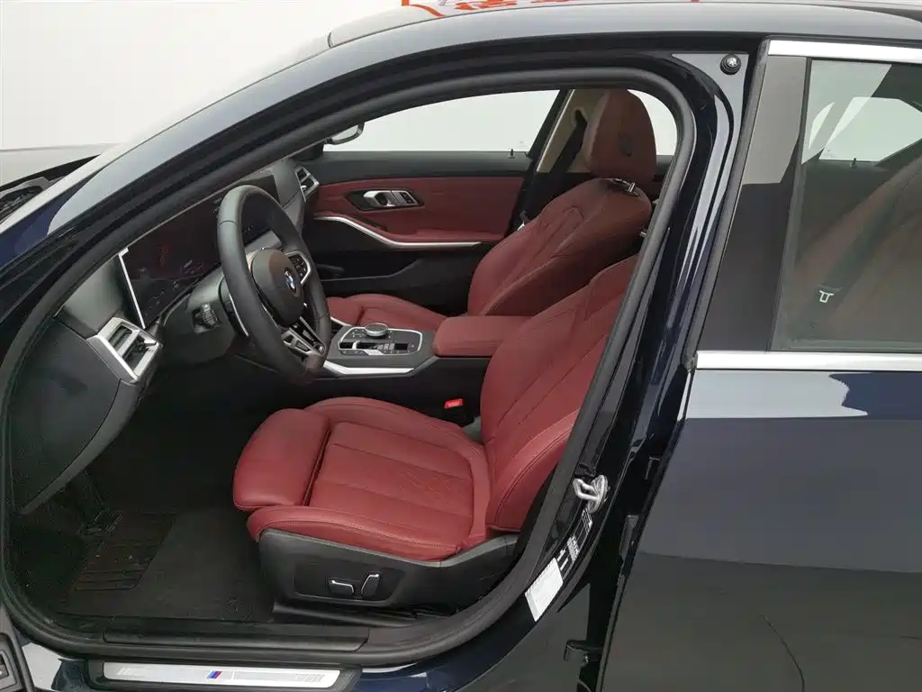 BMW 3 Series 2025 325Li M Sport Package фото 10