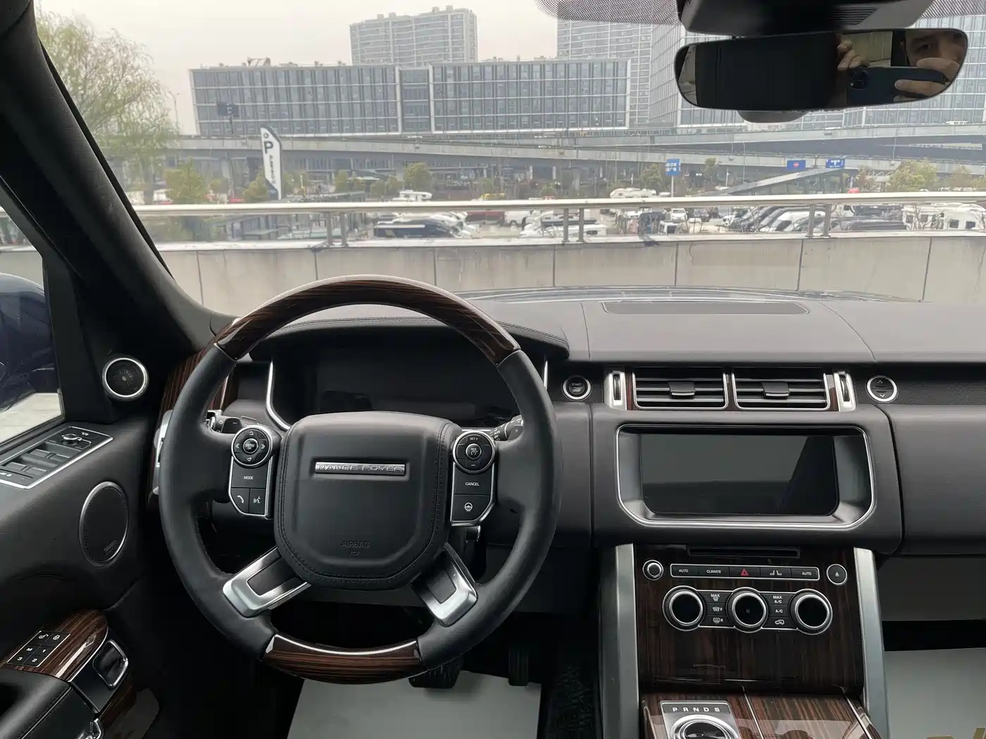 Land Rover Range Rover 2017 3.0 SC V6 Vogue фото 16
