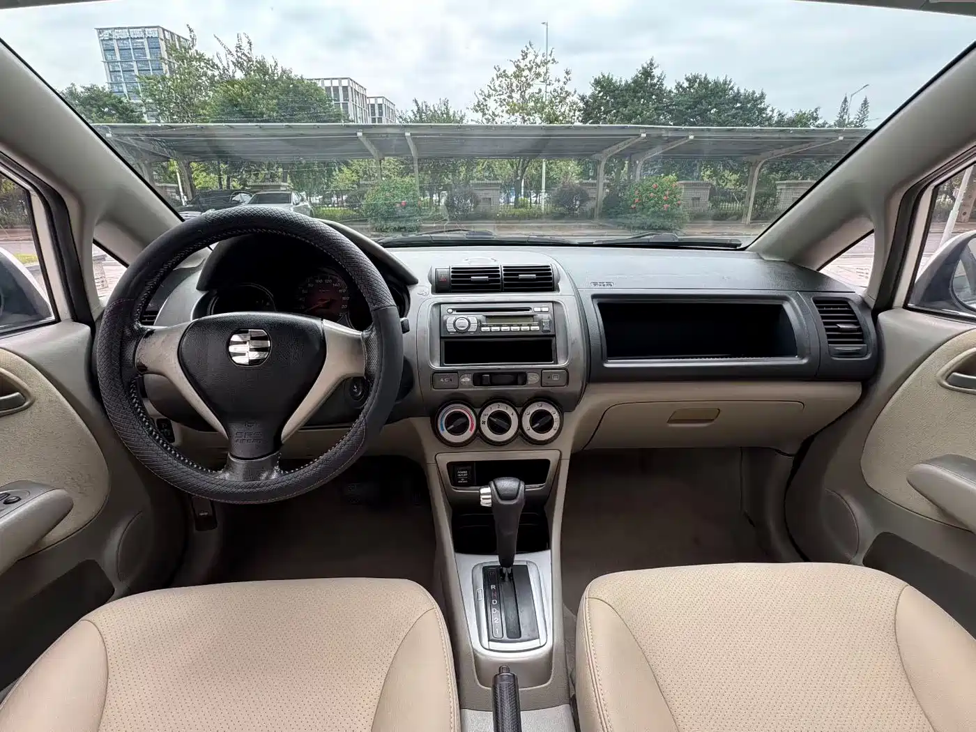 Everus S1 2012 2012 1.5L Automatic Luxury