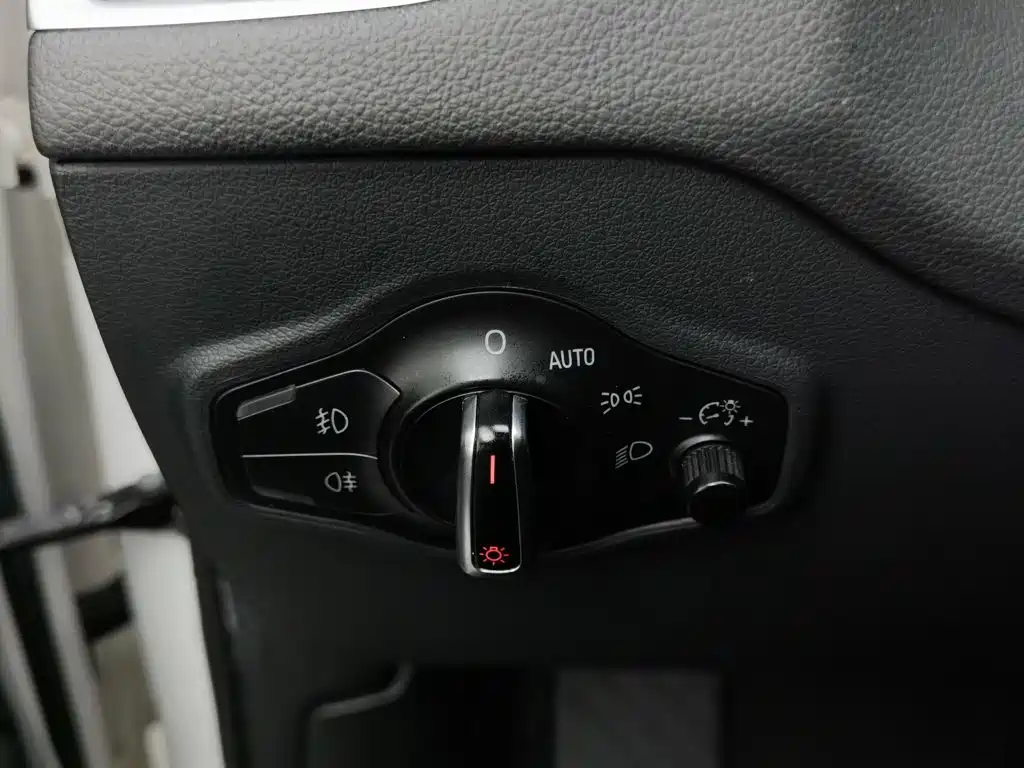 Audi Q5 2018 2017 40 TFSI Comfort