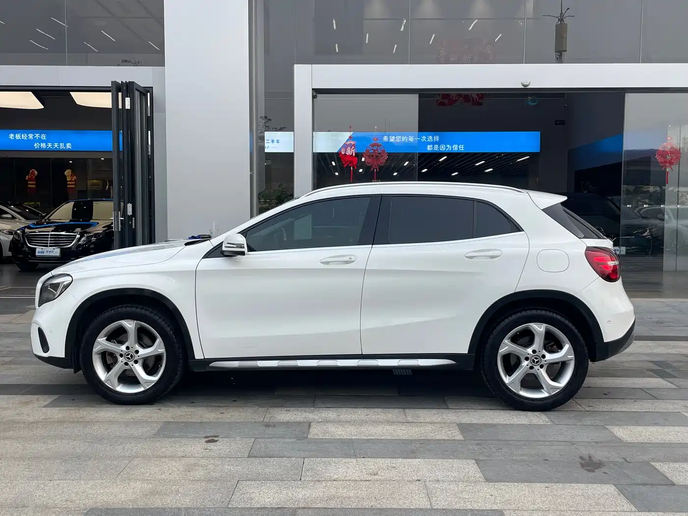 Mercedes-Benz GLA 2019 GLA 200 Dynamic фото 4