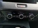 Photo 20 - Honda Vezel