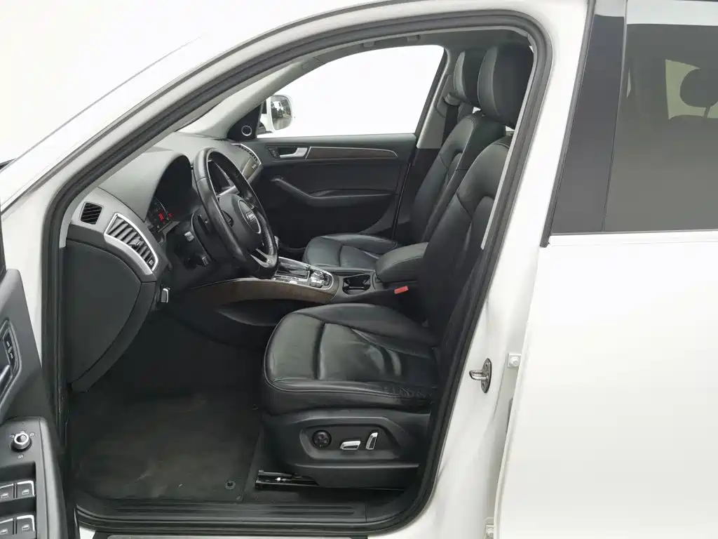 Audi Q5 2018 2017 40 TFSI Comfort
