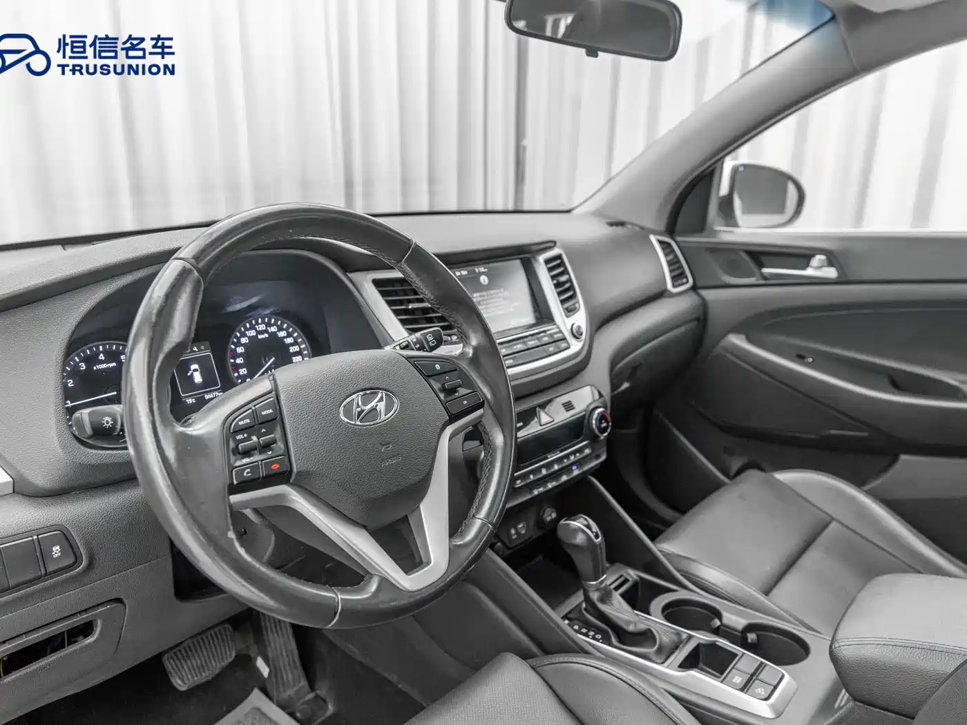 Hyundai Tucson 2018 1.6T DCT 2WD 15th Anniversary Special Edition фото 11