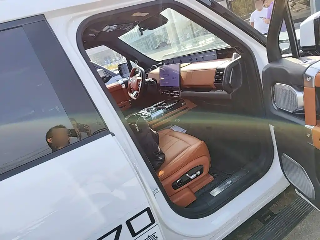 Jetour X70 Jetour Zongheng G700 2026 2025 Base Model 6-seater