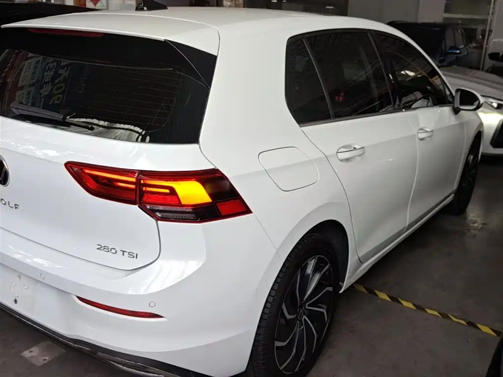 Volkswagen Golf 2021 280TSI DSG Pro фото 7