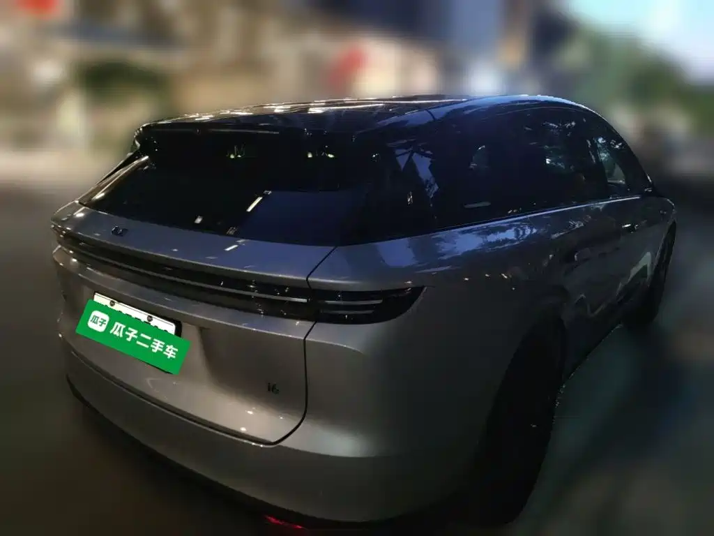 Li Auto i6 2025 2025 2WD Base Model