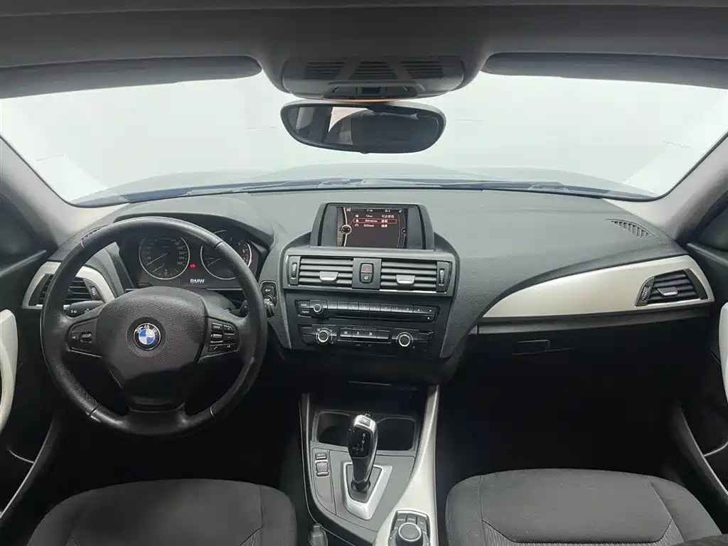 BMW 1 Series (Import) 2013 Facelift 116i Leading Model фото 16