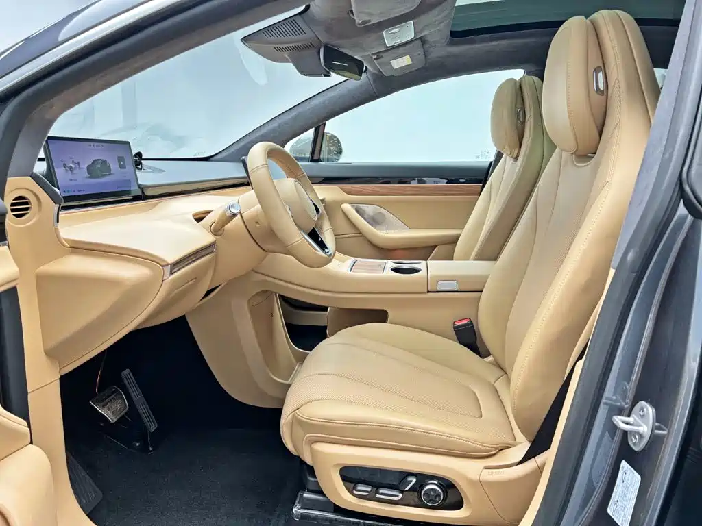 Zhijie Luxeed R7 2025 2024 Pure Electric 736km Ultra