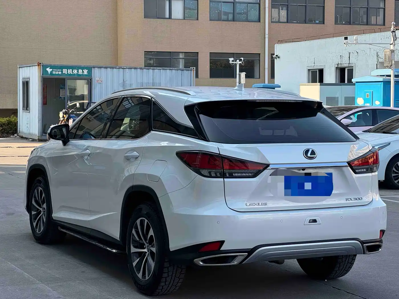 Lexus RX 2020 Facelift 300 2WD Elite Edition фото 9