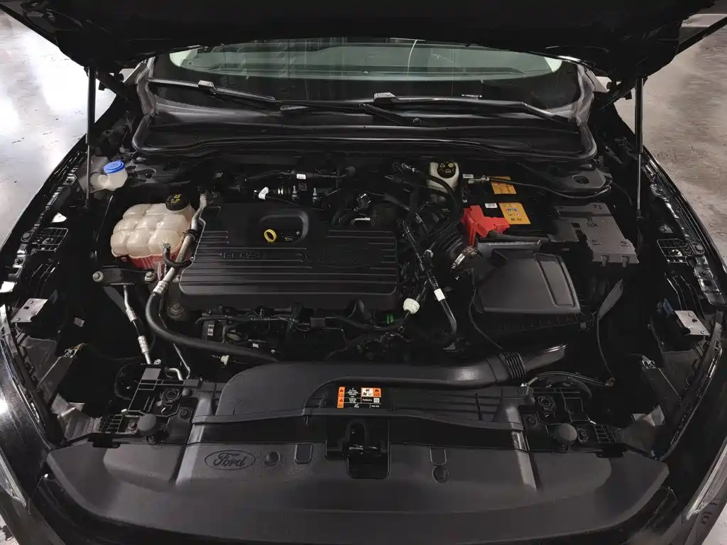 Фото 6 - Ford Mondeo