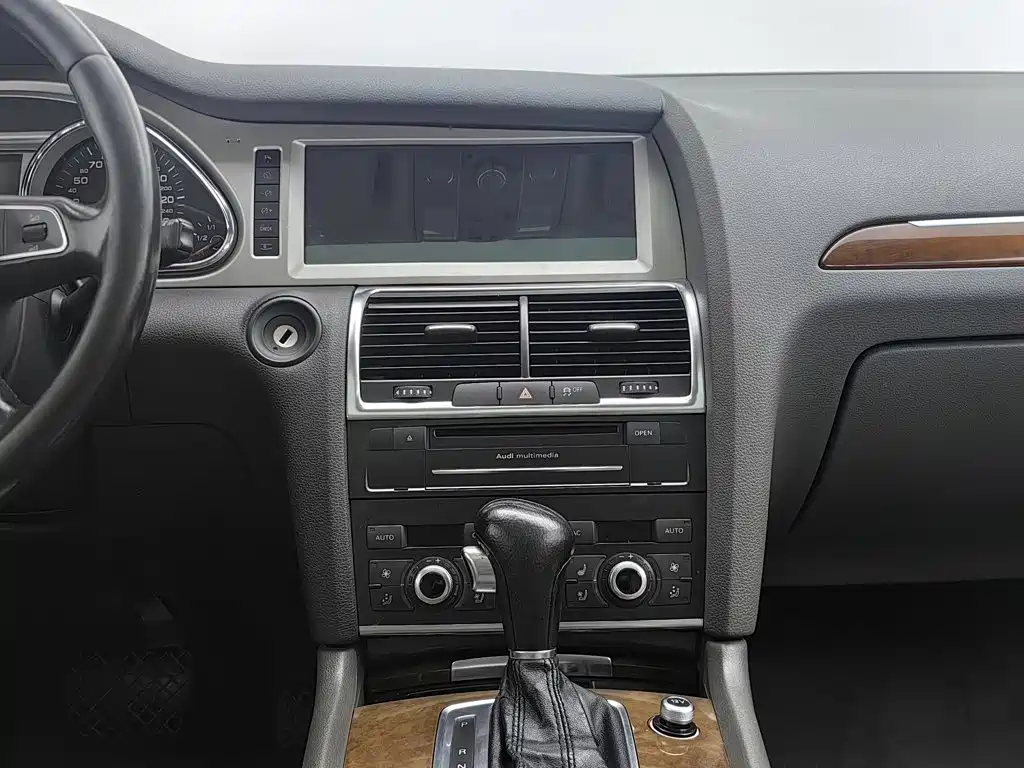 Photo 12 - Audi Q7