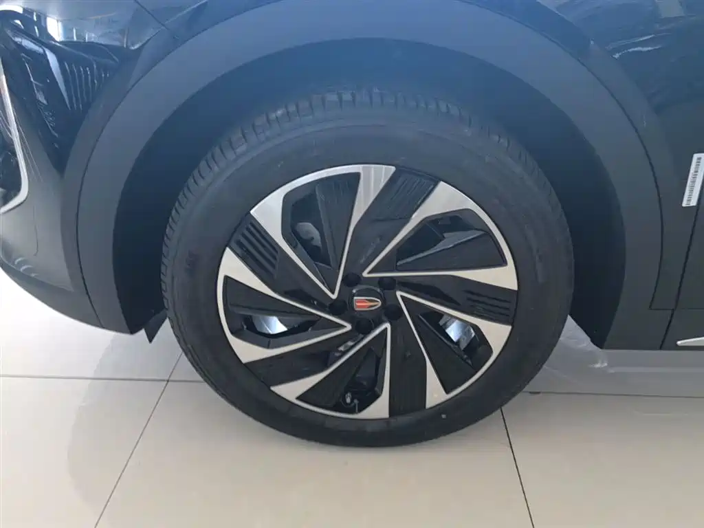 Hongqi HS7 PHEV 2024 2.0T PHEV 4WD Flagship Edition 6-seater фото 23