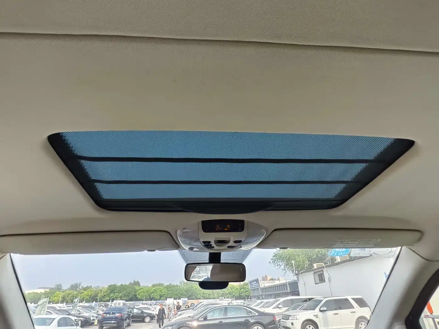 Mercedes-Benz Viano 2013 3.5L Haochi Edition фото 15