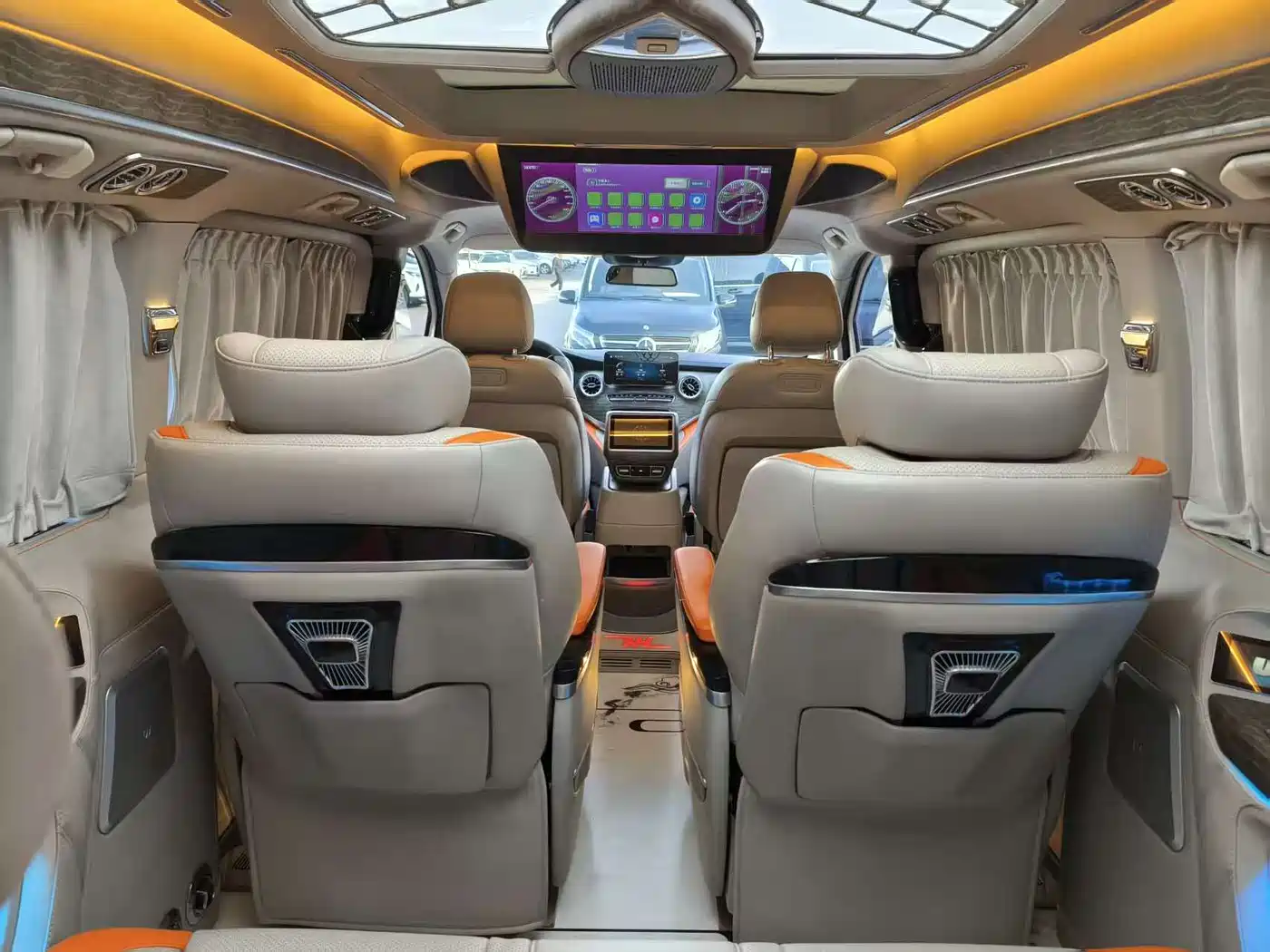Mercedes-Benz V-Class 2021 V 260 L Long Wheelbase Luxury Edition фото 12