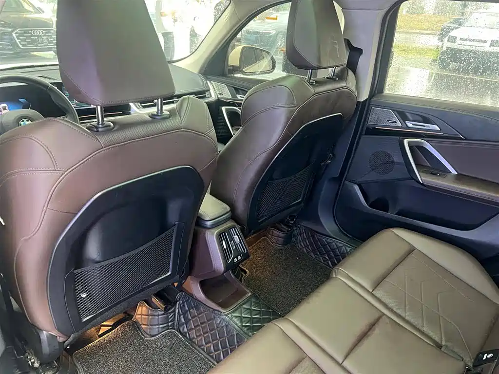 BMW X1 2024 sDrive25Li X Design Package фото 7
