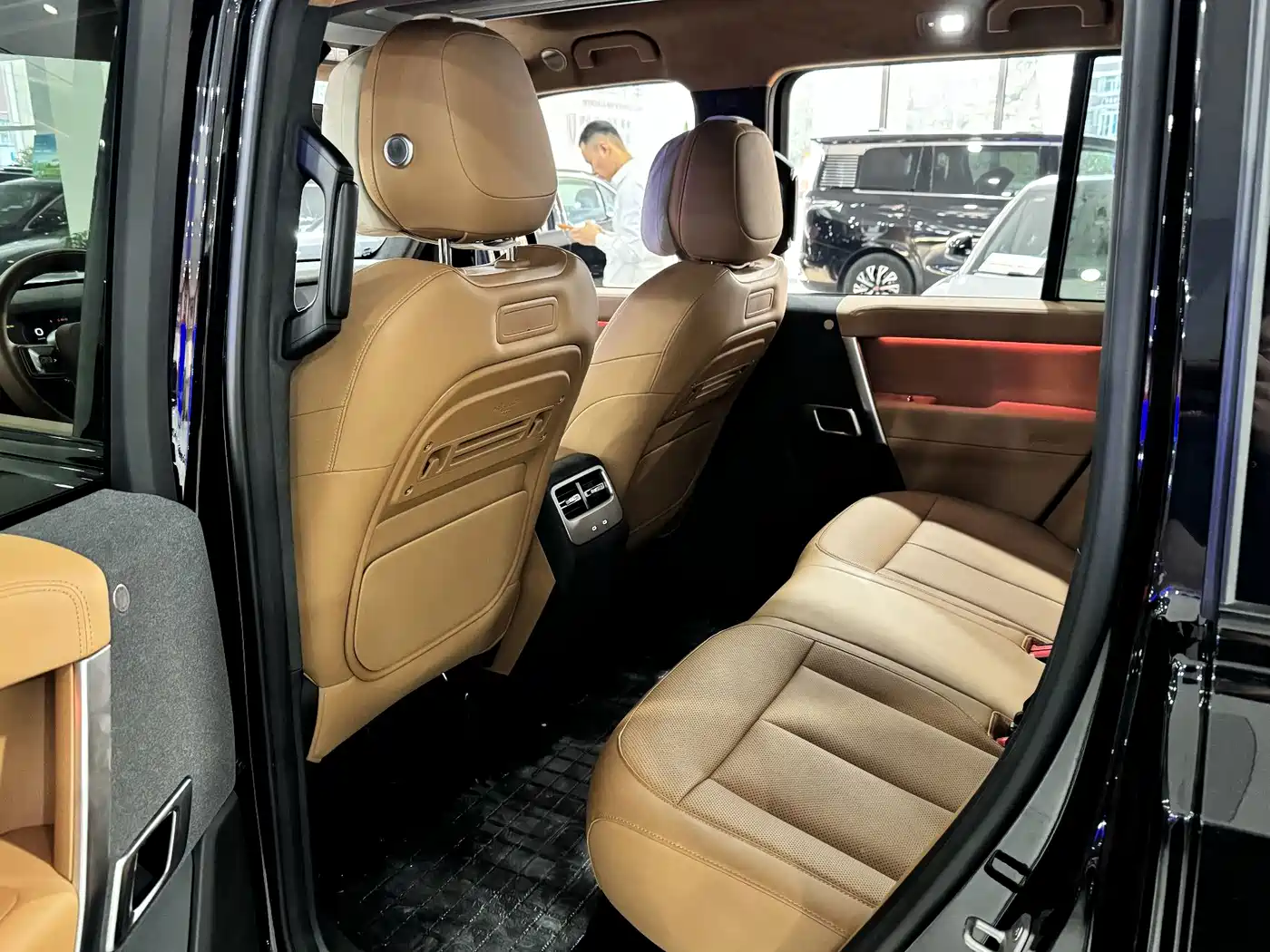 iCAR V27 2026 2026 200KM AWD Falcon 500