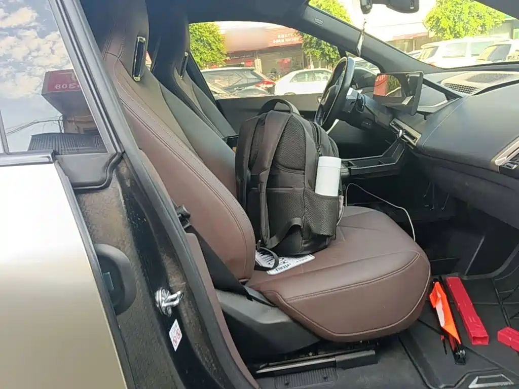 Фото 25 - BMW iX