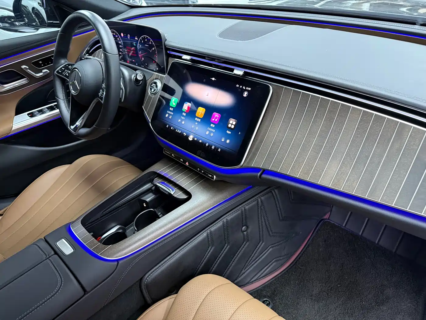 Mercedes-Benz E-Class 2024 E 300 L Fashion фото 13