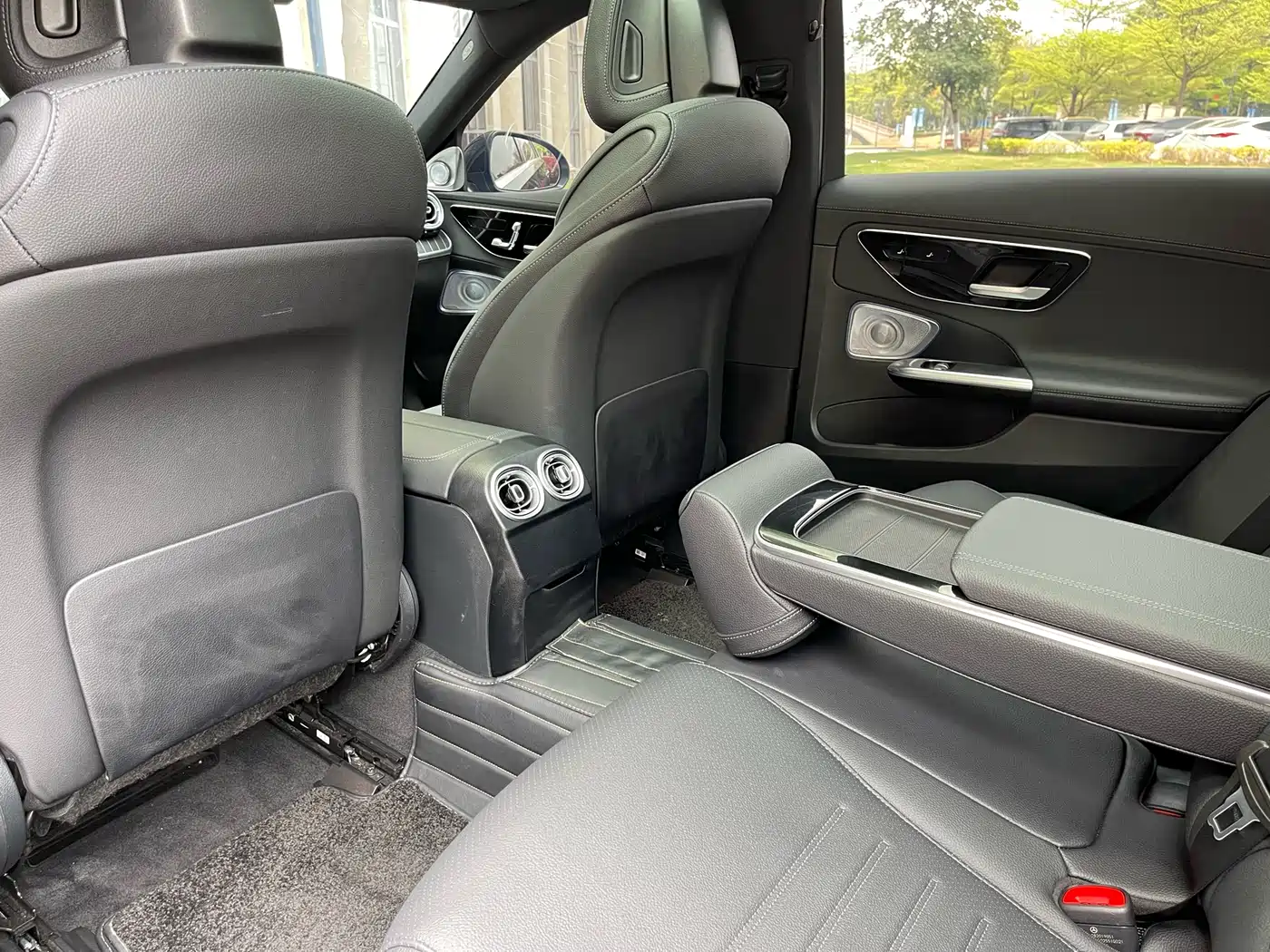Mercedes-Benz C-Class 2023 Facelift C 260 L Sport Edition фото 17