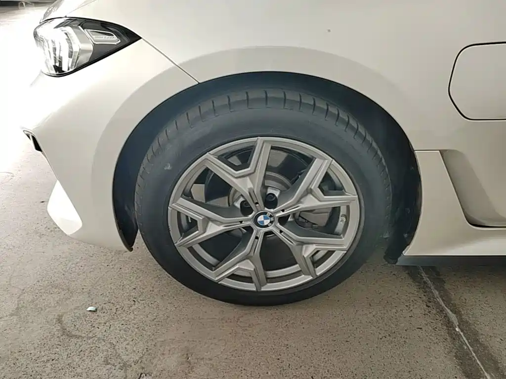 BMW i3 2025 2026 eDrive 35 L