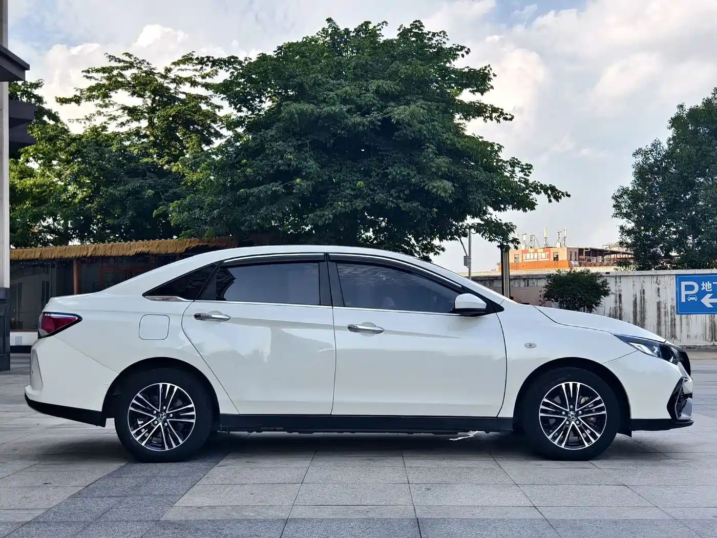 Venucia D60EV 2022 2022 Standard Range Comfort Edition
