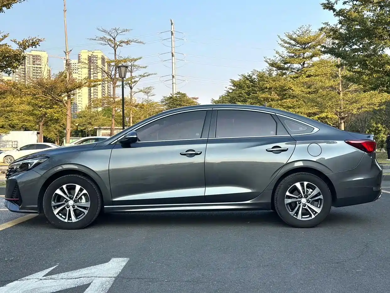 Changan Eado 2024 2023 Enjoy Edition PLUS Blue Whale NE 1.4T GDI DCT Premium Edition