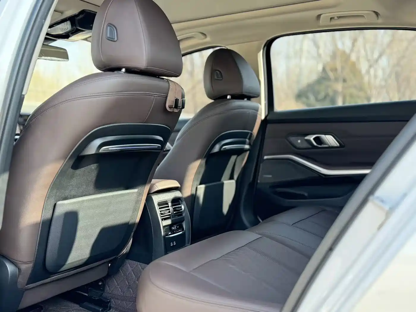 BMW 3 Series 2022 325Li M Sport Shadow Edition фото 6