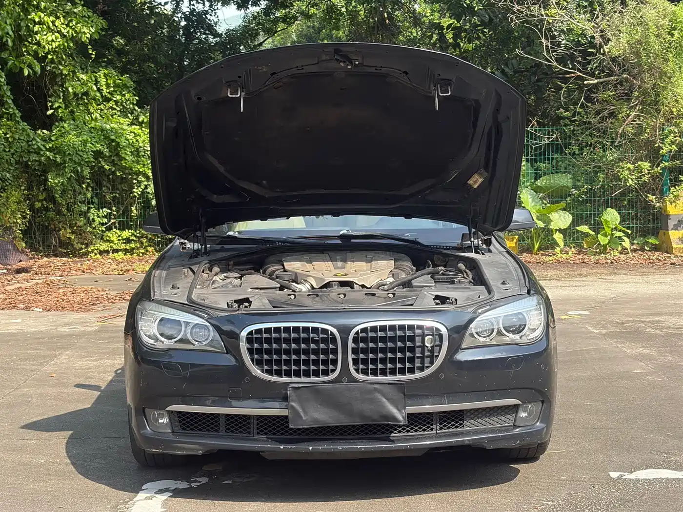 Photo 15 - BMW 7 Series