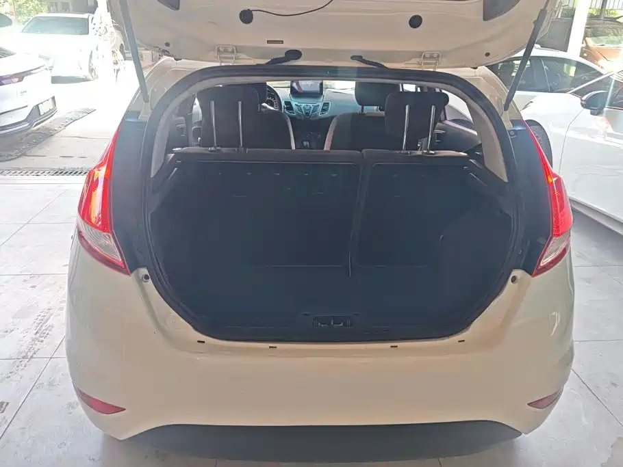 Ford Fiesta 2016 2013 Hatchback 1.5L Automatic Premium
