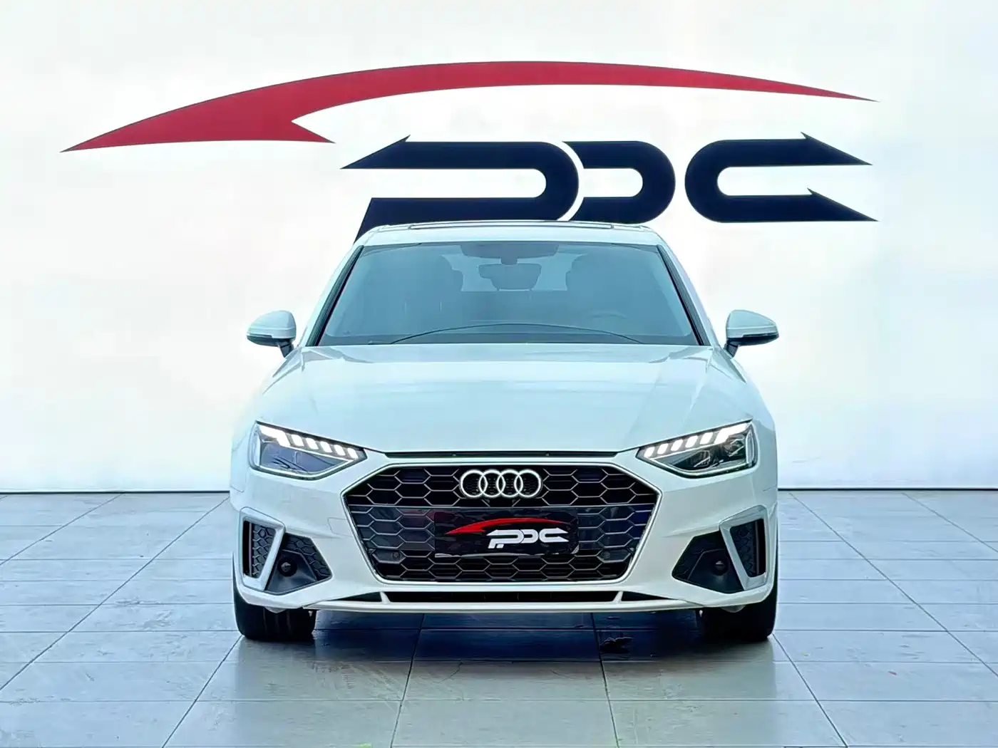 Audi A4L 2022 40 TFSI Fashion Dynamic фото 2
