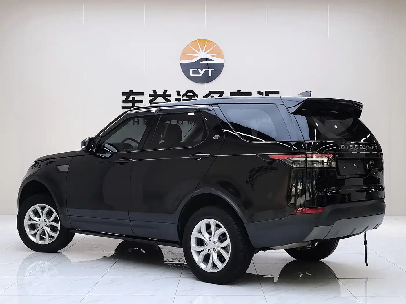Land Rover Discovery 2017 3.0 SC V6 S фото 5