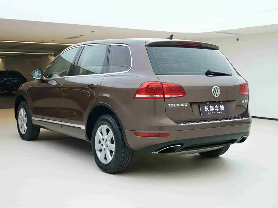 Volkswagen Touareg 2011 3.0TSI Standard фото 4