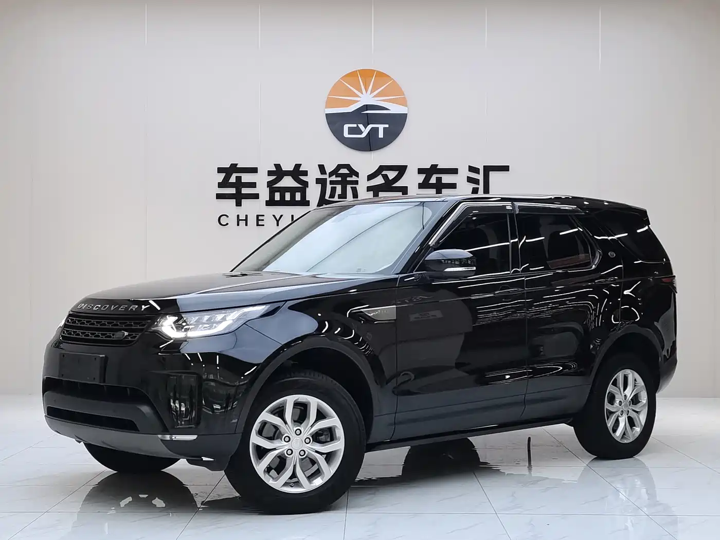 Land Rover Discovery 2017 3.0 SC V6 S
