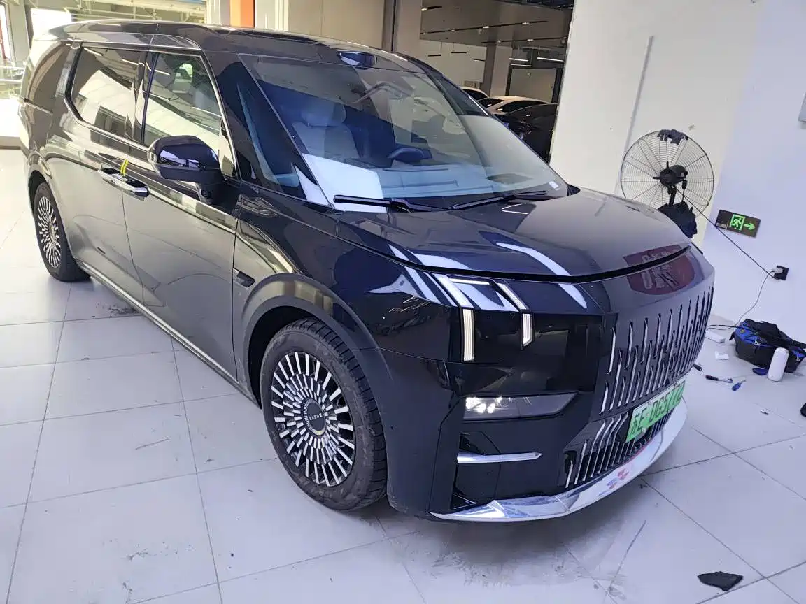 ZEEKR EXTREME KRYPTON 009